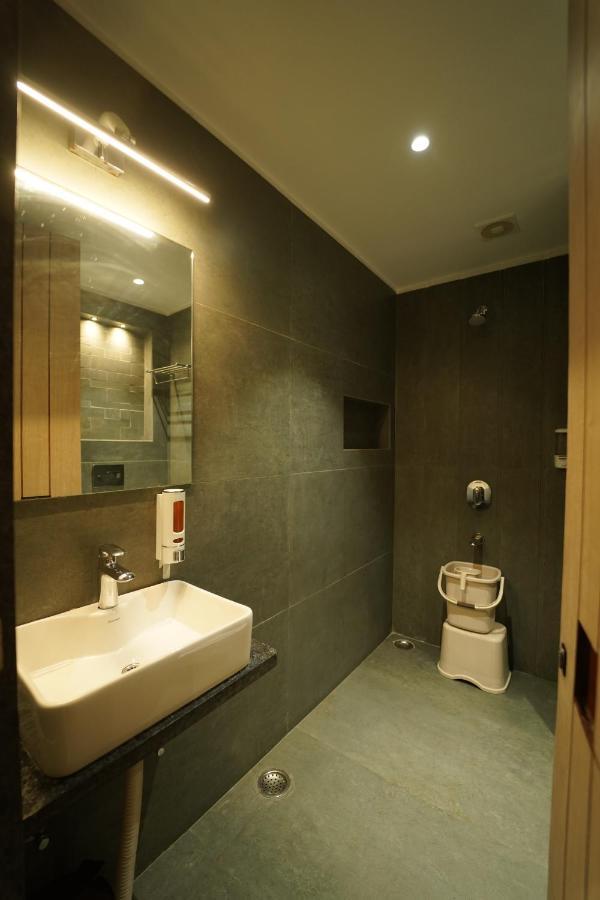 Hotel Laksh Raipur  Exterior photo